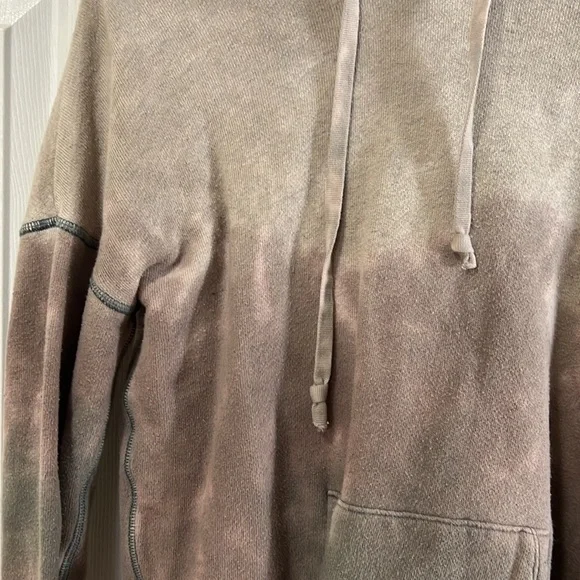 American Eagle Sweatshirt - Picture 2 of 4